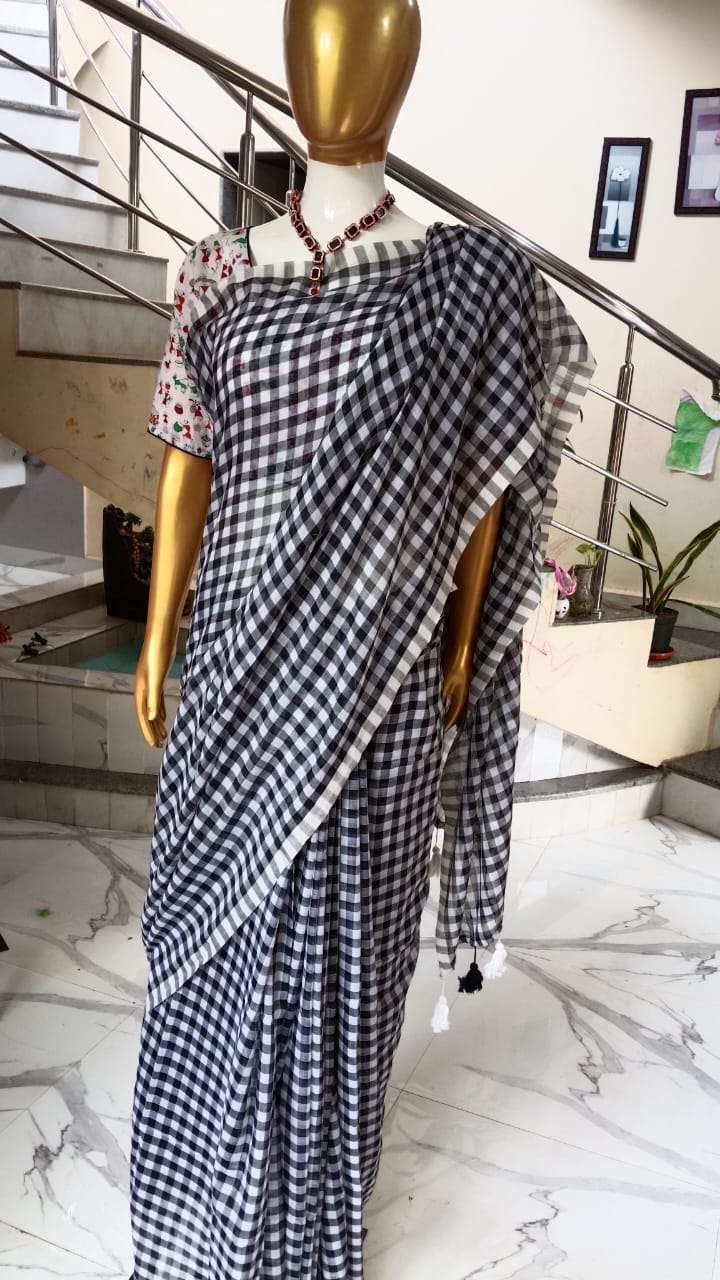 Black checkered mul cotton saree