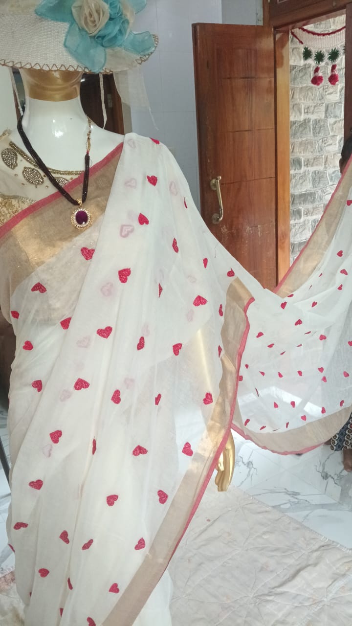 Red heart Embroidered mul cotton saree